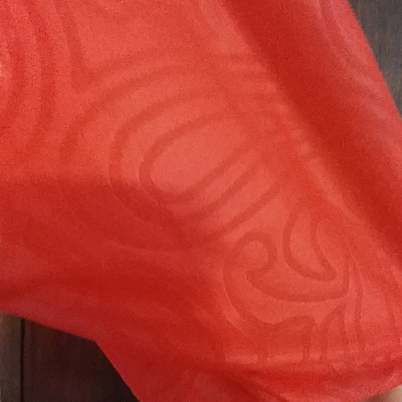 Lidsay cover up - Picture 2 of 3